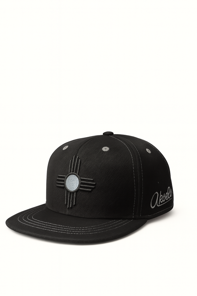 (5Y–18 Years) Urban Edge Black Snapback – Classic Street Style Cap