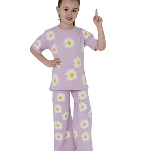 (3–12 Years) Code:p.6) Lavender Bloom Co-Ord Set for Girls – Vibrant Deep Daisy Edition