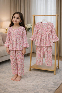 (1Y–8Y ) Girls Soft Printed Top & Pants Set `
