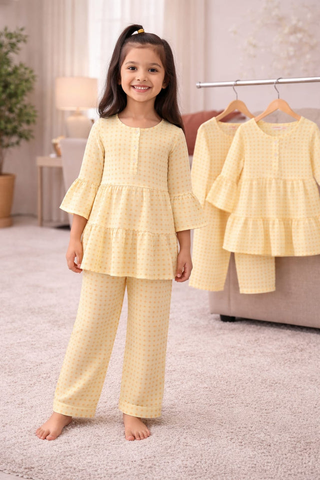 (1Y–8Y ) Girls Soft Yellow Printed Top & Pants Set – Comfortable Daily Wear